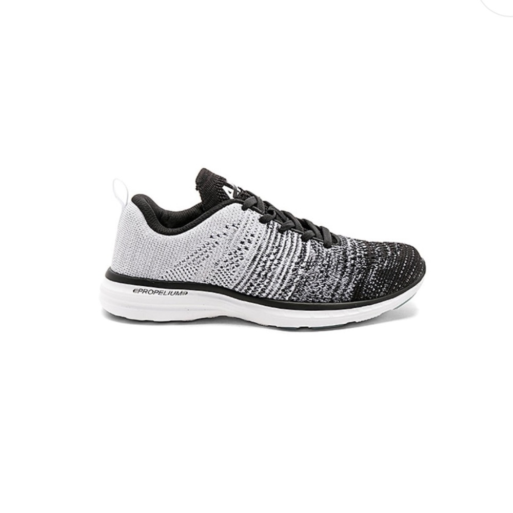 APL techloom pro sneakers